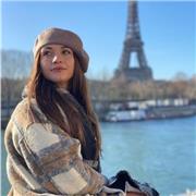 Laureata in scienze della formazione e dell' educazione